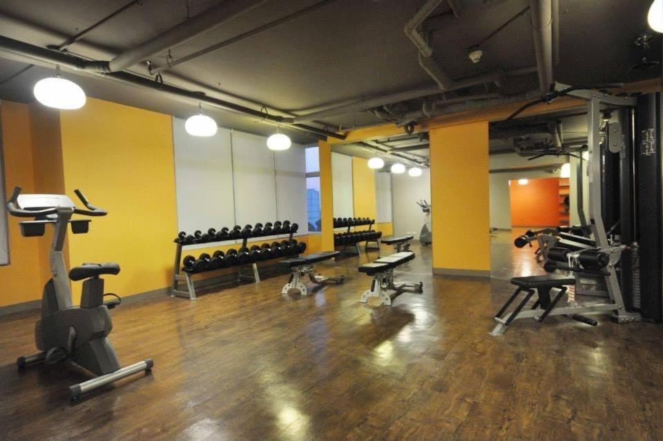 Studio Unit Condo At Antel Serenity Suites Makati Manila Esterno foto