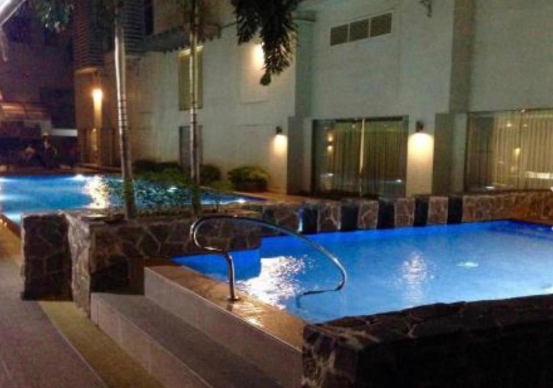 Studio Unit Condo At Antel Serenity Suites Makati Manila Esterno foto